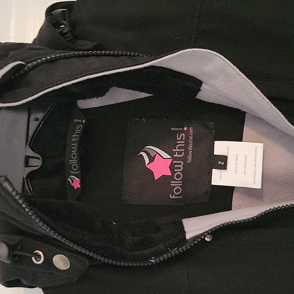 Ski Jacket - Picture 2 of 3